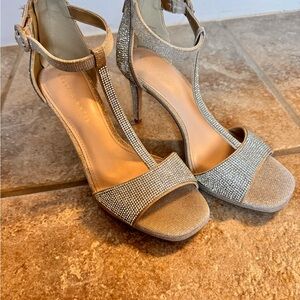 Elegant Women's Gold Heels